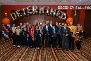 White Castle Inducts 13 of Its Most Loyal Fans Into the Cravers Hall of Fame