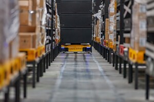 La logistica automatizzata senza personale di Suning supera la supply chain tradizionale