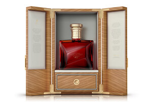 Introducing Johnnie Walker Master's Ruby Reserve: Extremely Limited Edition Whisky Celebrating Master Blender Jim Beveridge's 40th Anniversary