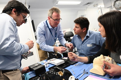 Orbis Volunteer Faculty provided guidance and shared techniques with Chilean and regional South American residents with cutting-edge simulation training technology on board the Flying Eye Hospital. Photo: Geoff Oliver Bugbee | Chile 2019