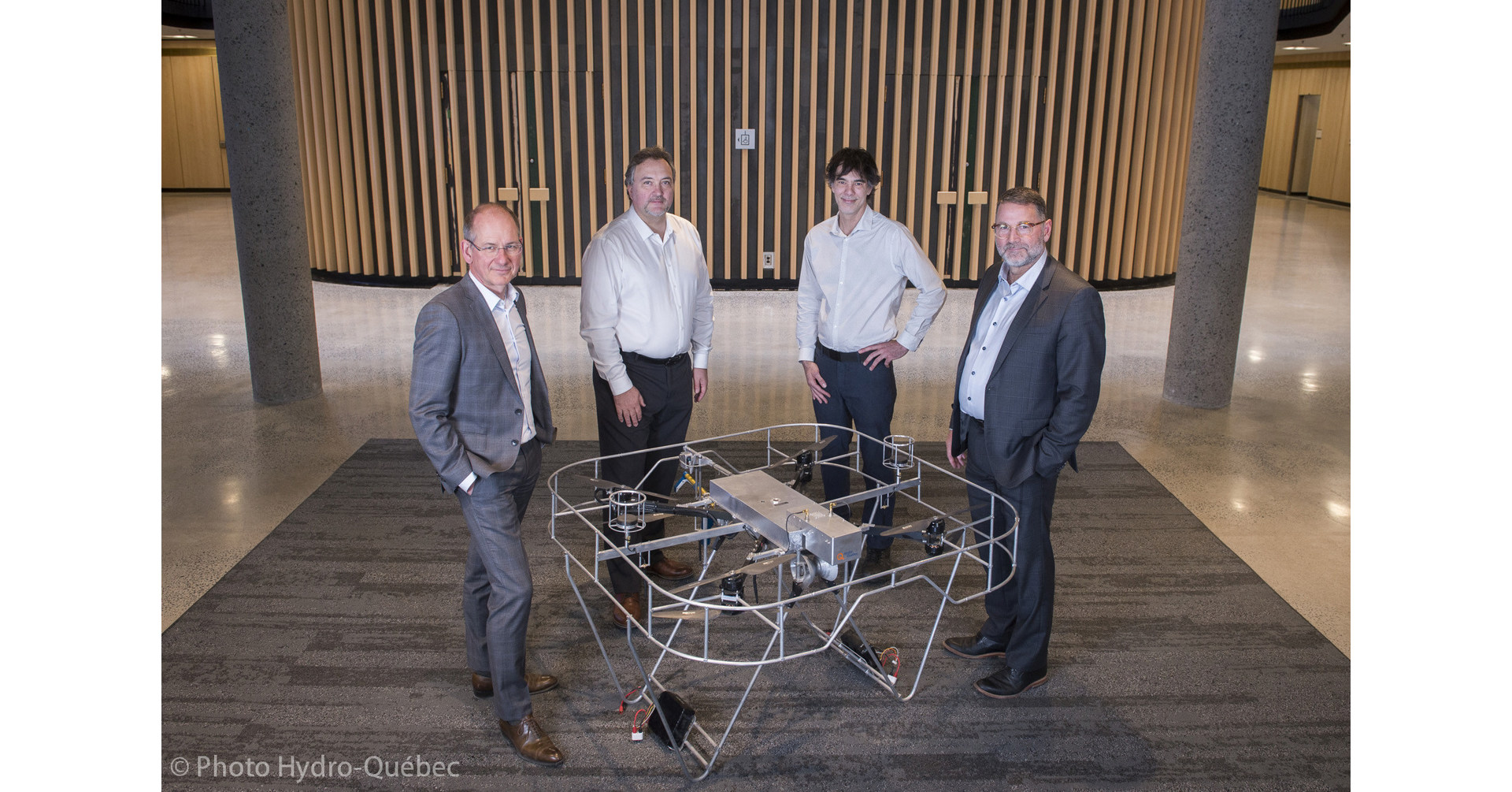 Signature D Un Protocole D Entente Entre Drone Volt Et Hydro Quebec Pour Une Technologie D Avenir