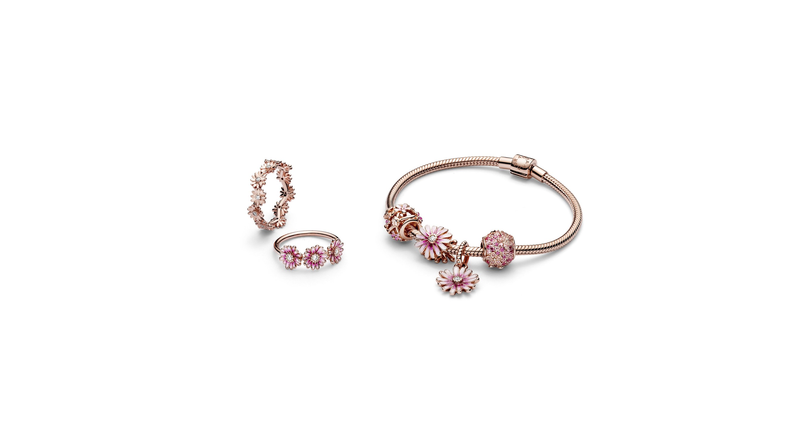 Petal Power: Pandora's love of nature continues to grow this season Pandora Garden, a new collection of nature-inspired designs that welcome the back into our lives