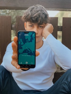 Ablo helps people stay connected and make friends around the world. (PRNewsfoto/Ablo)