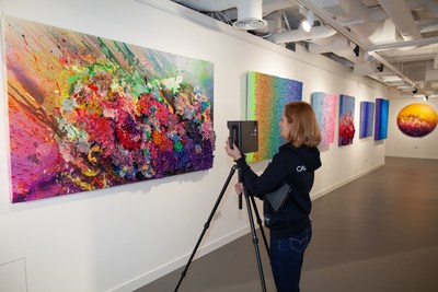 Gallery Assistant films for HOFA's new virtual art experiences and exhibition tours