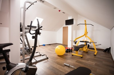 Home Fitness Equipment Witnesses a Spike in Demand as Gyms Close to Prevent Spread of Coronavirus - ResearchAndMarkets.com (PRNewsfoto/Research and Markets)