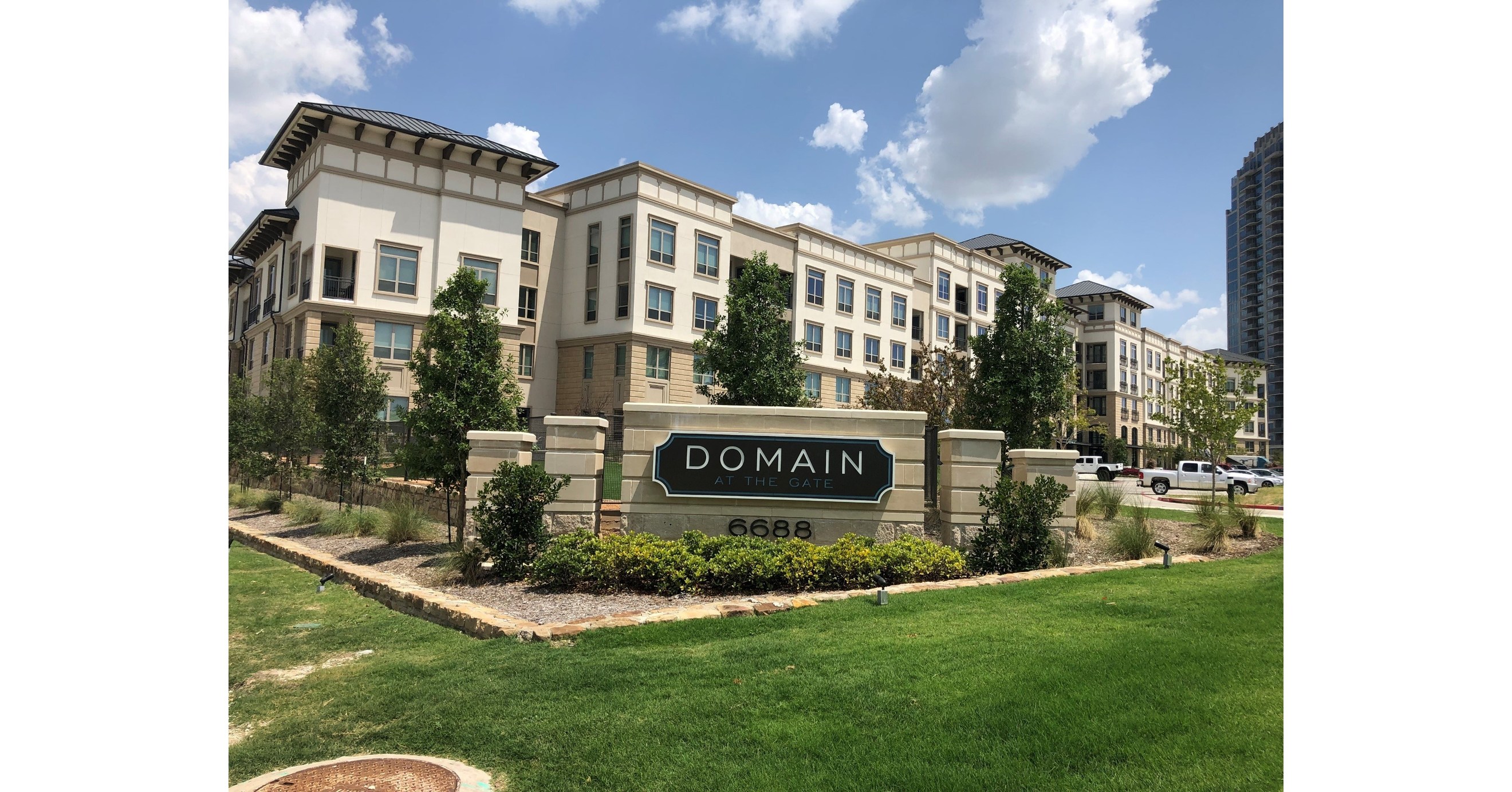 Embrey Partners Announces Refinancing of Domain at the Gate in Frisco