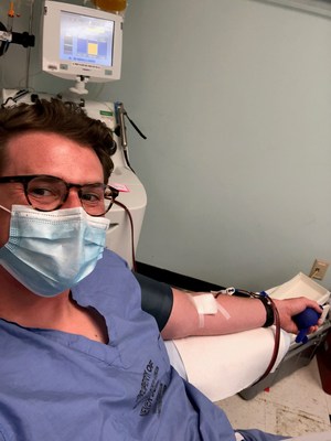 Dr. Daniel Wakefield donates plasma