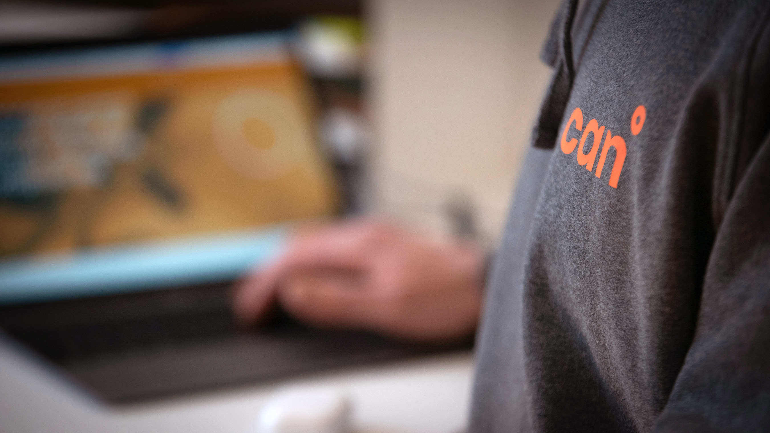 Unable to view the image, Please provide a valid URL.