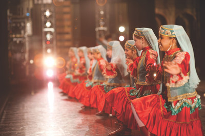 Presidio Dance Theatre brings multicultural dance education to school children.