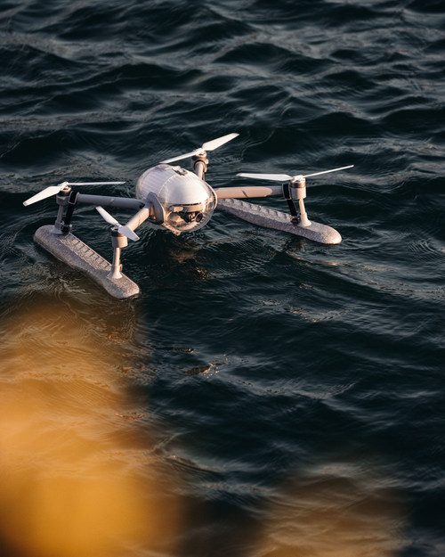The PowerEgg X is a high-performance, weatherproof drone, equipped with a 4K/60fps camera and tri-axial mechanical stability augmentation technologies, making it perfect for aerial photography and videography.