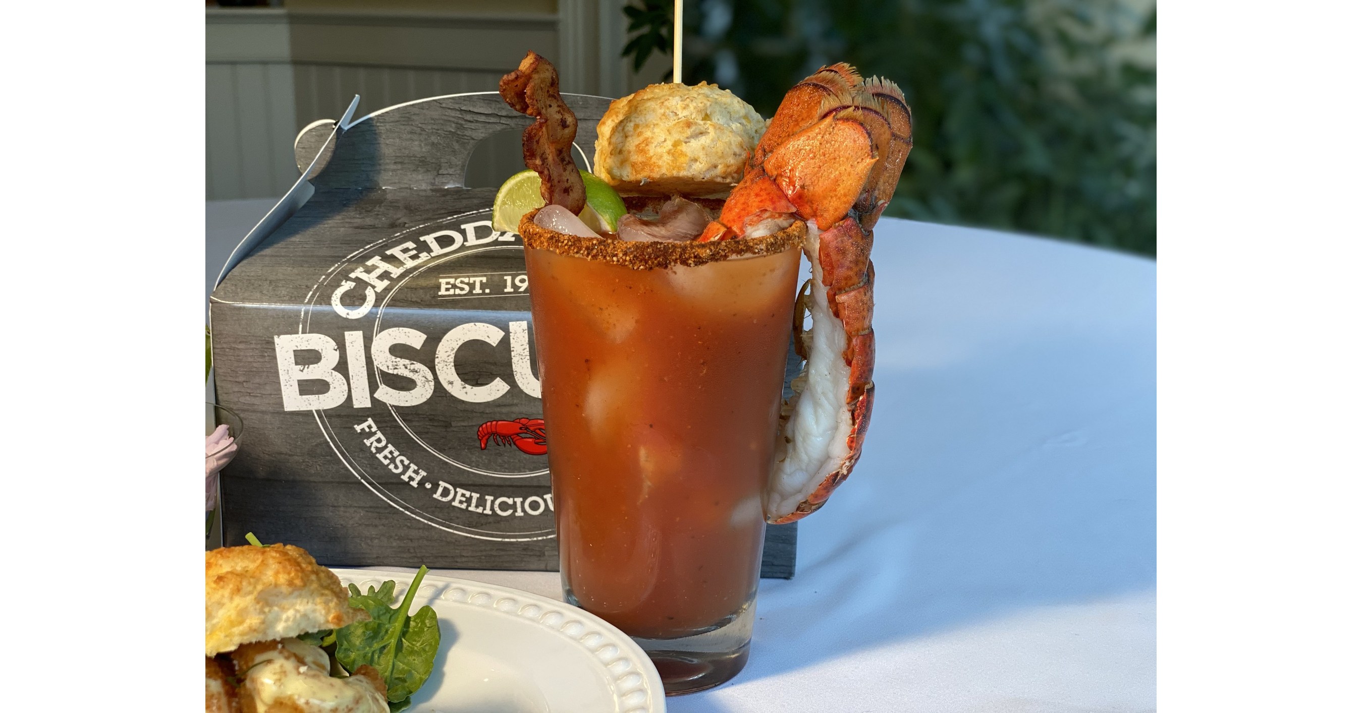 Red Lobster® Releases Mother's Day AtHome Red Lobster Signature