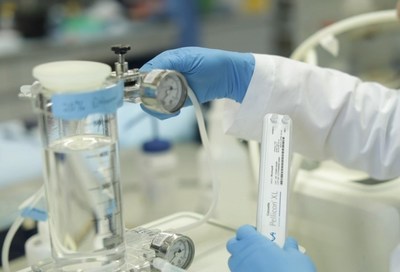 A Merck e a Baylor College of Medicine trabalham juntas para desenvolver uma plataforma para a produção de uma vacina contra a Covid-19.