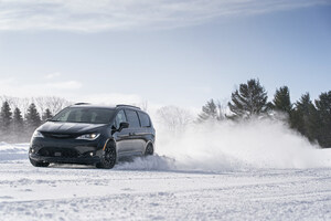 All-wheel Drive Arrives: Ordering Opens for 2020 Chrysler Pacifica AWD Launch Edition
