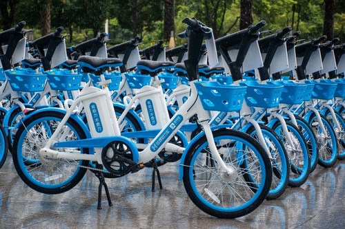 Shared mobility services combing bicycles and e-bikes are well-received by the residents in Chinese cities such as Hefei and Kunming