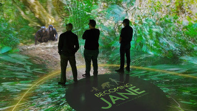 美国国家地理博物馆“Becoming Jane: The Evolution of Dr. Jane Goodall”展览为观众带来沉浸式3D影院体验，无缝结合贡贝溪国家公园的3D虚拟现实影像。