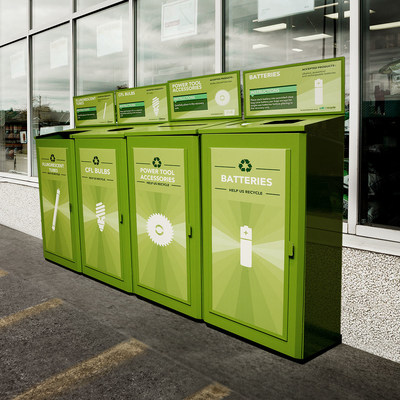 Lowe’s Canada received an eighth Leader in Sustainability award from Call2Recycle in recognition of its exceptional commitment to battery recycling. In 2019 alone, 116,000 kg of batteries were recovered thanks to the recovery units installed in Lowe’s, RONA, and Reno-Depot corporate and affiliated stores across the country, making the Lowe’s Canada network one of the program’s highest-performing partners. (CNW Group/Lowe's Canada)