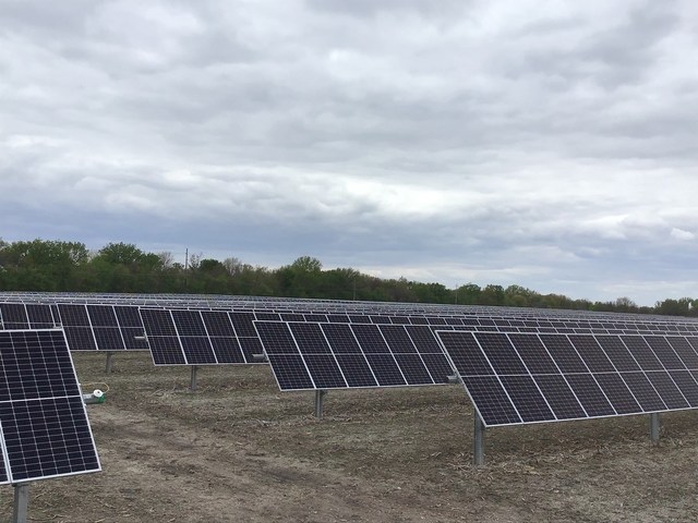 Illinois First Ameren Community Solar Project Comes Online