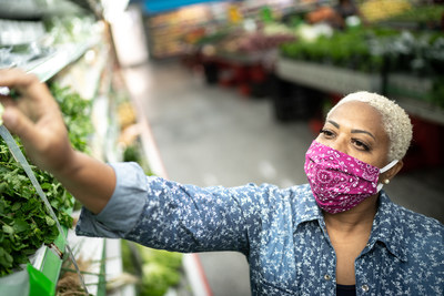 Medline is bringing 100,000 reusable facemasks to underserved neighborhoods throughout Chicago. The healthcare company, in partnership with YMCA of Metropolitan Chicago, Knowality, and Blue Cross and Blue Shield of Illinois, is distributing facemasks to those disproportionately impacted by COVID-19.