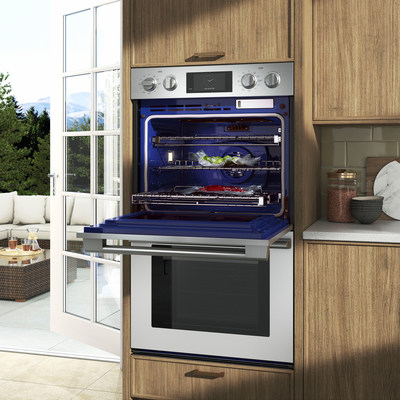 Signature Kitchen Suite is debuting its broadened portfolio of industry-first culinary innovations that will join the brand’s award-winning line of luxury, built-in appliances.