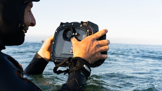 AQUATECH COLLABORATES WITH HASSELBLAD TO CREATE UNDERWATER SOLUTION FOR X1D II 50C