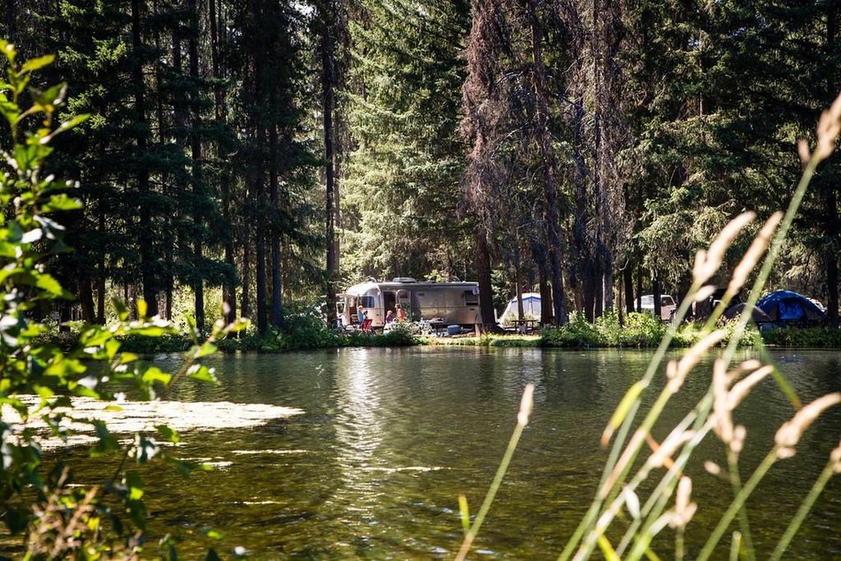 Encore RV Resorts and Thousand Trails Campgrounds Partner with Largest