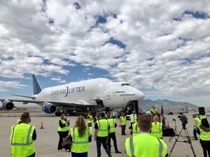 Boeing Dreamlifter Transports 500,000 Protective Face Masks for Utah Students and Teachers