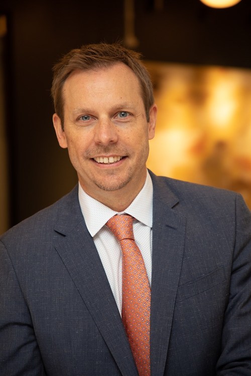 EVP and CFO Daniel Savitt will succeed Marki Flannery as CEO of VNSNY on February 1st, 2021.