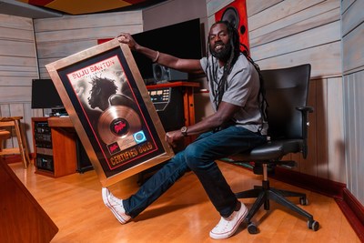 THE JAMAICAN DANCEHALL PIONEER BUJU BANTON CELEBRATES HIS BIRTHDAY WITH FANS AROUND THE WORLD AND RECIEVES A SPECIAL RIAA GOLD ALBUM FOR HIS 1995 SEMINAL ALBUM ?TIL SHILOH