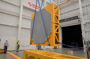 Raytheon Missiles &amp; Defense delivers first SPY-6 radar array to U.S. Navy's newest destroyer