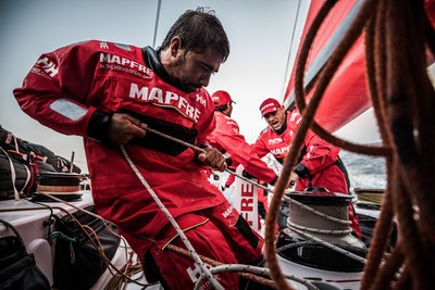 Sailors of the MAPFRE team, at work in their Helly Hansen gear, during the 2017-2018 edition of the Ocean Race. Credits to photographer María Muiña.