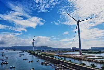 La primera turbina eólica offshore de 8 MW de China con tecnología “black start” (PRNewsfoto/Shanghai Electric)