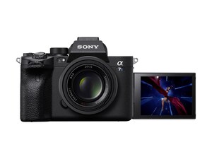 Highly Anticipated Sony Alpha 7S III Combines Supreme Imaging Performance with Classic "S" Series Sensitivity