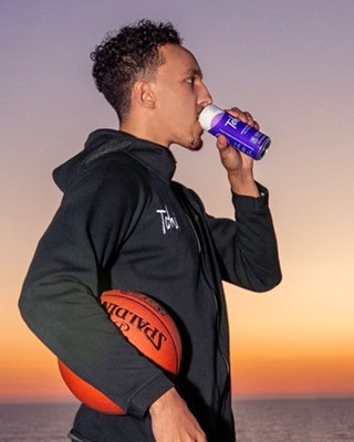The NBA's Landry Shamet is a Tohi Athlete Ambassador. Shamet, a shooting guard for the Los Angeles Clippers has been drinking Tohi for two years and has always considered its unique benefits a vital part of his nutrition routine. Shamet, who is known as one of the NBA’s top up and coming young players, wants to elevate awareness of Tohi and Aronia Berries and make them a household name.