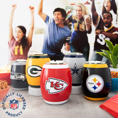 Melissa's Scentsy Life - The NFL Collection is coming to Canada! Shop  officially licensed NFL Warmers and wax starting Oct. 26, while supplies  last NFL Warmers are 16 cm tall and $59.