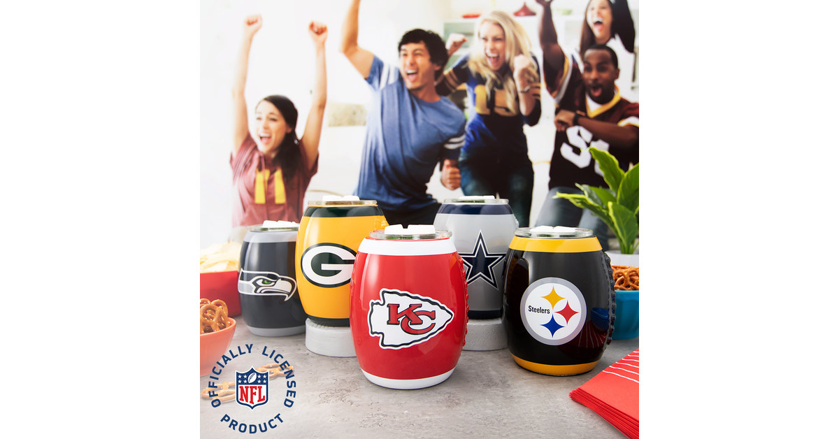 Melissa's Scentsy Life - The NFL Collection is coming to Canada! Shop  officially licensed NFL Warmers and wax starting Oct. 26, while supplies  last NFL Warmers are 16 cm tall and $59.