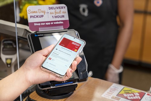 Kroger launches QFC contactless payments pilot at QFC stores, enabling shoppers to use Apple Pay and Google Pay during grocery shopping trips.