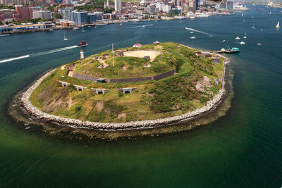 Aerial view of Georges Island National Historic Site in Halifax Harbour. 
Photo credits: Tourism Nova Scotia (CNW Group/Parks Canada)