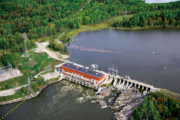 OPG’s Manitou Generating Station Sluice Gates Project (CNW Group/Ontario Power Generation Inc.)