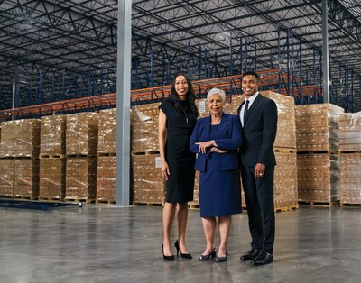 In order, left to right: Lynn Houston Moore, Alice Houston, Condrad Daniels