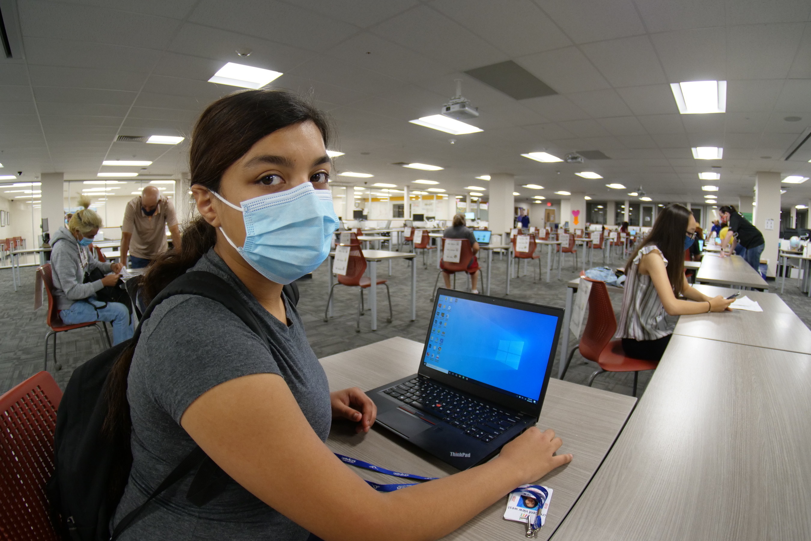 Unable to view the image, Please provide a valid URL.