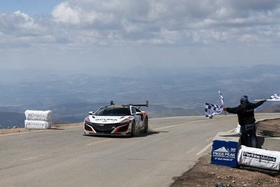 Acura driver and R&D engineer James Robinson sets new Hybrid production car record in a 2019 NSX
