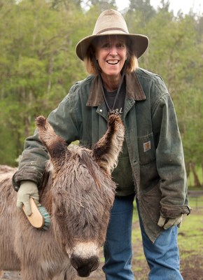 Farm Stay USA founder Scottie Jones joins Yonder in connecting travelers to the natural world.