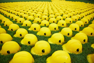 On Friday, Sept. 04, 2020, in advance of the Labor Day holiday, Carhartt unveiled an installation of 1,670 hard hats at Bicentennial Capitol Mall State Park in Nashville, Tenn. to represent 1.67 million job openings in the skilled trades across the U.S. in June alone, according to the Bureau of Labor Statistics. Carhartt is doing their part to help train the workforce of the future by donating all of its online sales from 7 a.m. to 7 p.m. EDT on Labor Day to nonprofit partner SkillsUSA.