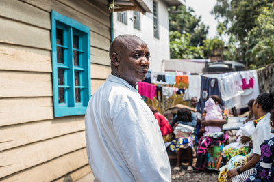 Kamate Muhindo is head nurse at the Majengo Marie Health Center in the Democratic Republic of Congo. He is passionate about saving lives in his community, even if his salary is not enough to feed his six children. 
