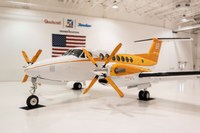 Wheels Up Unveils One Of A Kind Orange Beechcraft King Air 350i Aircraft In Honor Of Feeding America S Hunger Action Month