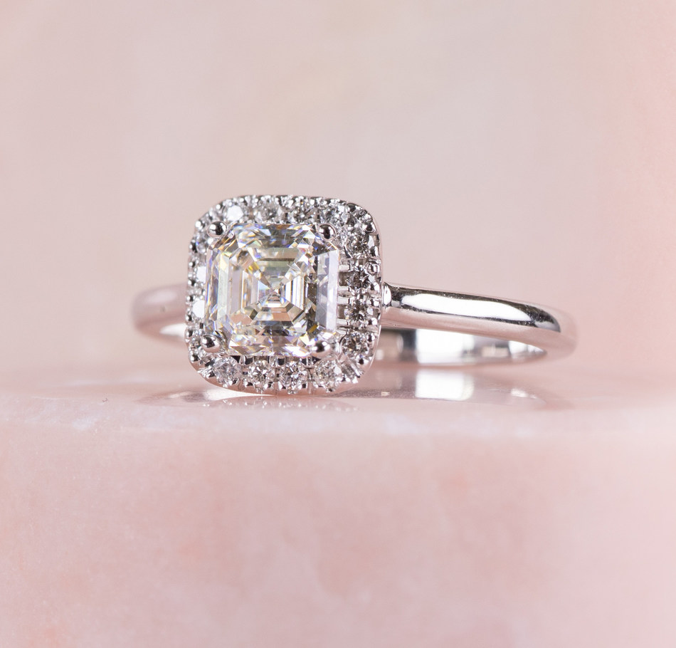 Jared Unveils New Exclusive Bridal Collection With Luxury Diamantaire Royal Asscher