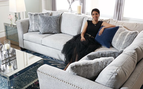 Value City Furniture announced today that Farah Merhi will share her expert tips for creating beautiful home spaces as the brand’s first-ever Designer Looks Style Expert. Merhi, pictured here with VCF’s Cora Sectional, is a leading source for interior designers of all ages, styles and expertise and runs one of Instagram’s most-followed home décor accounts, Inspire Me! Home Décor.