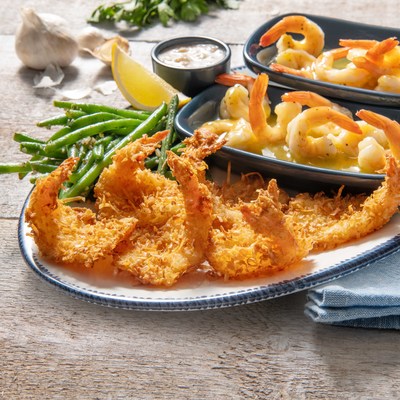 As part of Red Lobster’s NEW Daily Deals enjoy Ultimate Endless Shrimp® Monday to mix and match Red Lobster’s biggest and best shrimp endlessly for just $17.99.