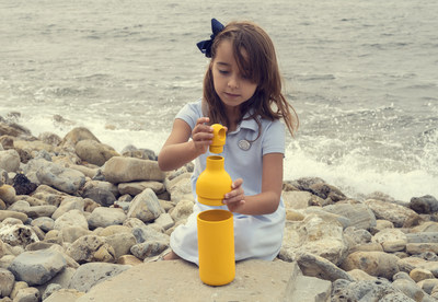 Buoy Bottle has an easy to use 3 part design.