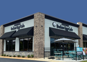 Another Broken Egg Cafe® Opens Strong in Columbia, S.C.